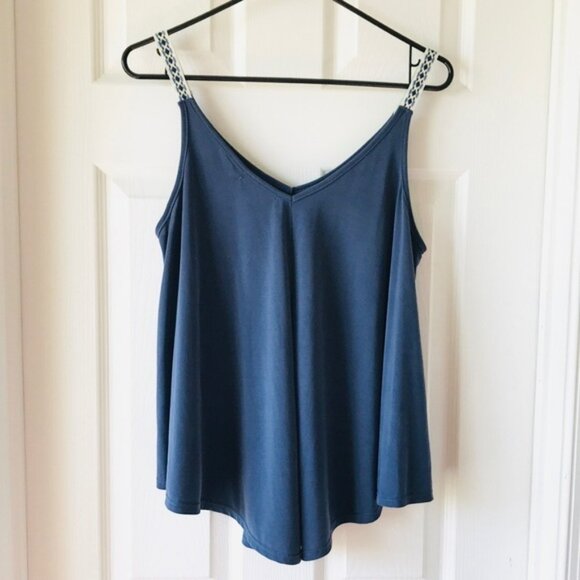 🎆BYE BYE ON 7/20🎆Embroidered Strap Tank Top - Picture 10 of 13